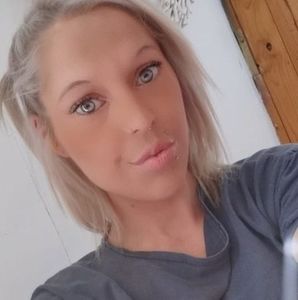 Meet your Posher, Steph